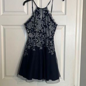 homecoming dress WORN ONCE, size 5/6.